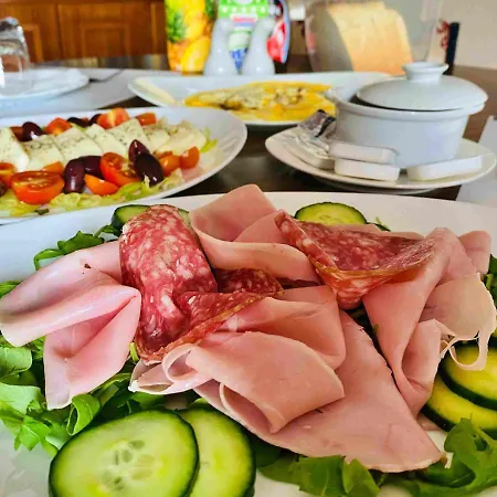 Ta Paolo 3*